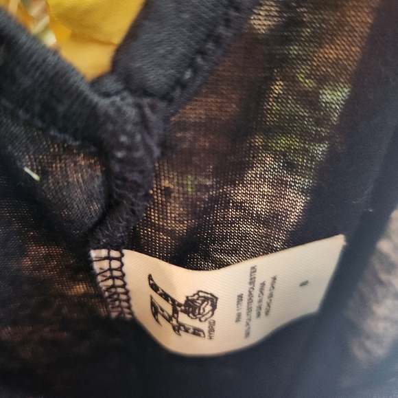 Womens detail tshirt - Picture 6 of 7